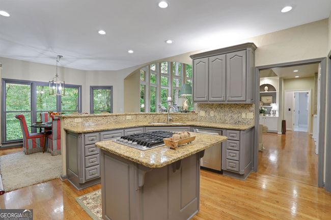 1751 River Bluff Vw, House other with 5 bedrooms, 5 bathrooms and null parking in Duluth GA | Image 28