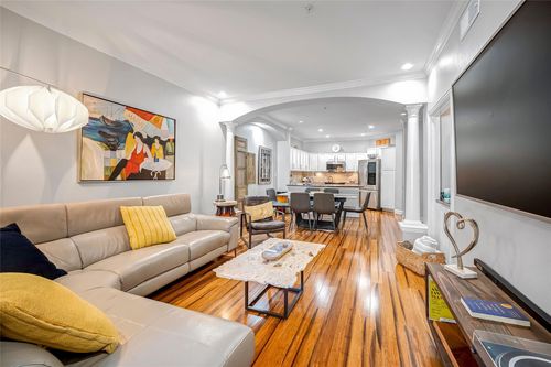 apt-a113-2111 Welch St, Houston, TX, 77019-5640 | Card Image