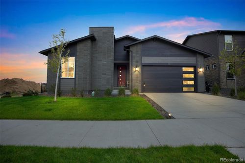 3839 Buchanan Way, Aurora, CO, 80019 | Card Image