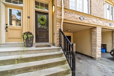 21 - 1250 St Martins Dr, Home with 3 bedrooms, 3 bathrooms and 2 parking in Pickering ON | Image 2