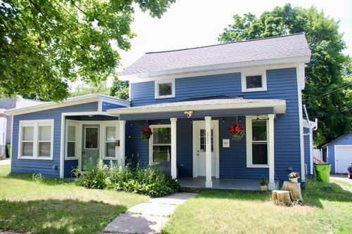 211 E Coffren St, Greenville, MI, 48838-1275 | Card Image