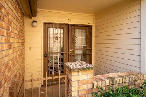 apt-31-2425 Holly Hall St, Houston, TX, 77054-3931 | Card Image