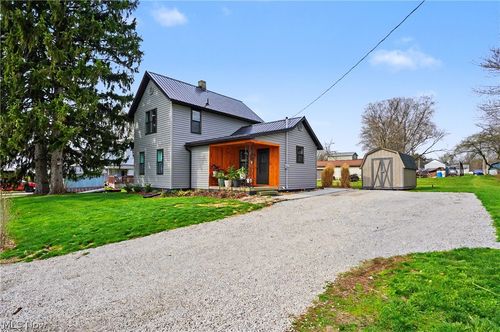 1101 Princehorn Ave Nw, North Lawrence, OH, 44666-9712 | Card Image