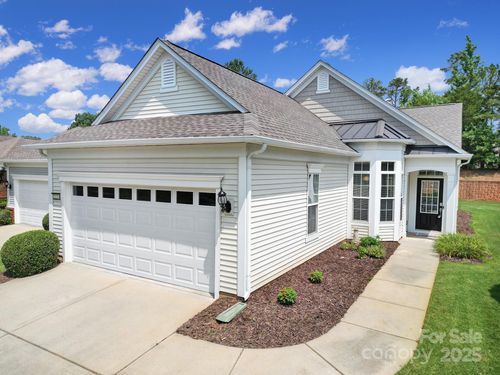 21214 W Tern Ct, Fort Mill, SC, 29707-5804 | Card Image