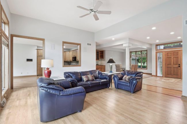 3134961 Chapel Ridge Rd, House other with 3 bedrooms, 2 bathrooms and null parking in Hartland WI | Image 27
