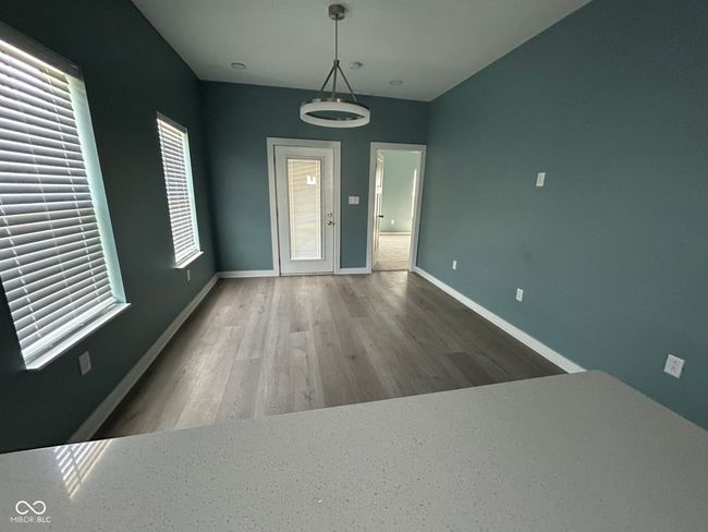 LIVING ROOM | Image 9