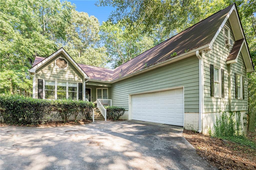 Crown Forest Dr, Mcdonough, GA 30252