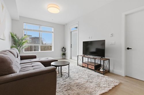 305-20061 Fraser Highway, Langley, BC, V3A0R4 | Card Image