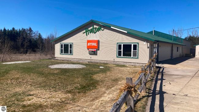 9821 N Us Highway 31, Home with 0 bedrooms, 0 bathrooms and null parking in Ellsworth MI | Image 4