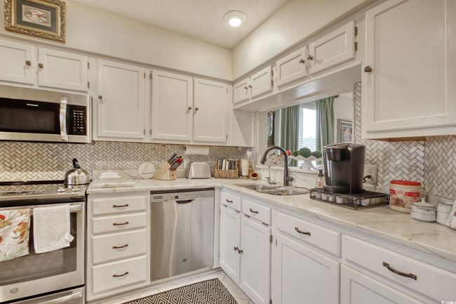 APT-1 - 4396 Baldwin Ave, Condo with 2 bedrooms, 2 bathrooms and null parking in Little River SC | Image 4