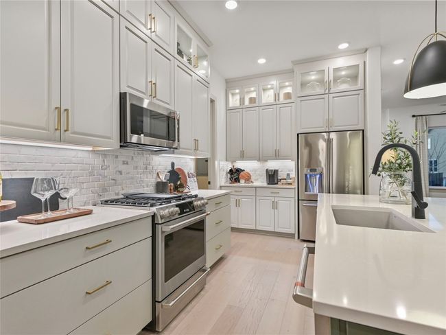 Kitchen | Image 5