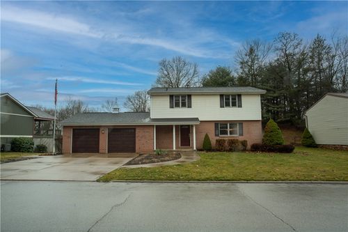 134 Kermiet Dr, Monaca, PA, 15061-1123 | Card Image