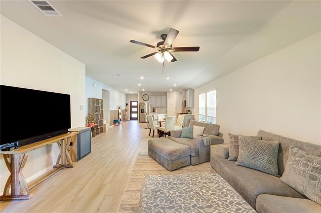 12917 S Winding Pines Dr, House other with 3 bedrooms, 2 bathrooms and 2 parking in Tomball TX | Image 9