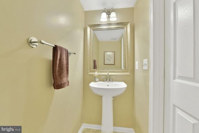 1249 Wild Hawthorn Way, Townhouse with 3 bedrooms, 4 bathrooms and null parking in RESTON VA | Image 28