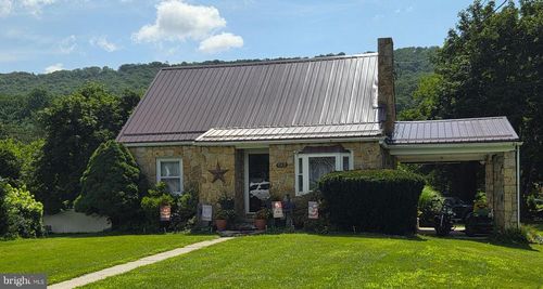 562 National Hwy, CUMBERLAND, MD, 21502-7027 | Card Image