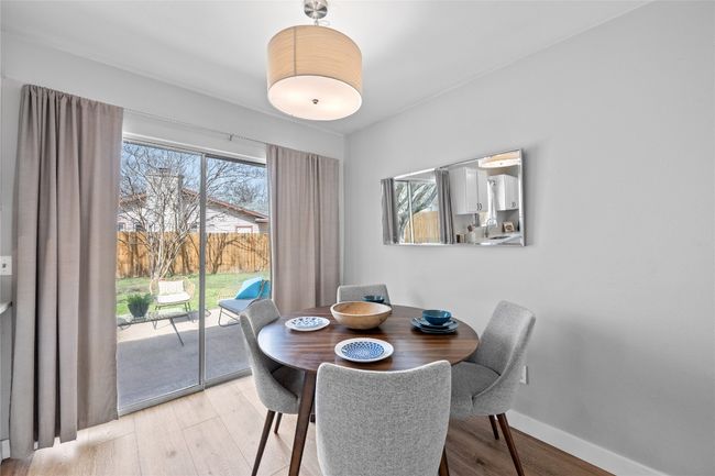 10412 Firethorn Ln, House other with 3 bedrooms, 2 bathrooms and 4 parking in Austin TX | Image 9