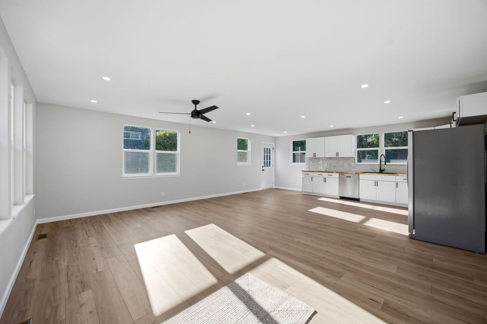 Residential in Beach Park 5