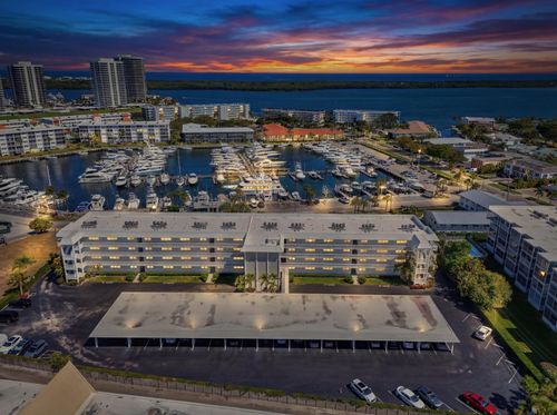 404-907 Marina Dr, North Palm Beach, FL, 33408-3973 | Card Image