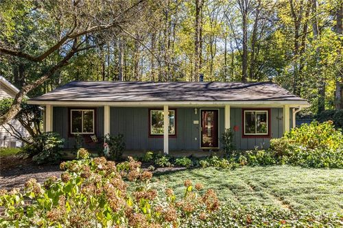 2840 Fantasy Ln, Decatur, GA, 30033-5829 | Card Image