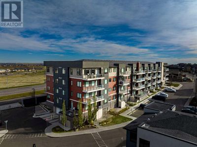 214 Sherwood Sq Nw, Condo with 2 bedrooms, 2 bathrooms and 1 parking in Calgary AB | Image 1