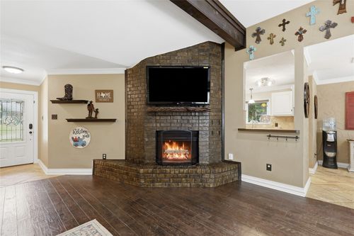 10164 Indian Mound Rd, Fort Worth, TX, 76108-3726 | Card Image