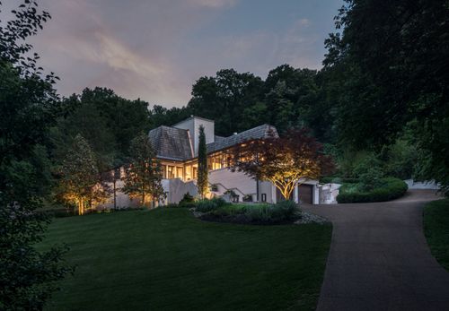 1147 Crater Hill Dr, Nashville, TN, 37215-4557 | Card Image