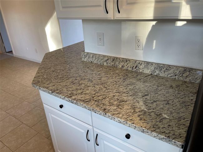 2841 Coral Way, House other with 6 bedrooms, 4 bathrooms and null parking in Brighton MI | Image 14