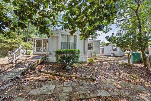 2 Sarah Ln, Fort Walton Beach, FL, 32547-1431 | Card Image