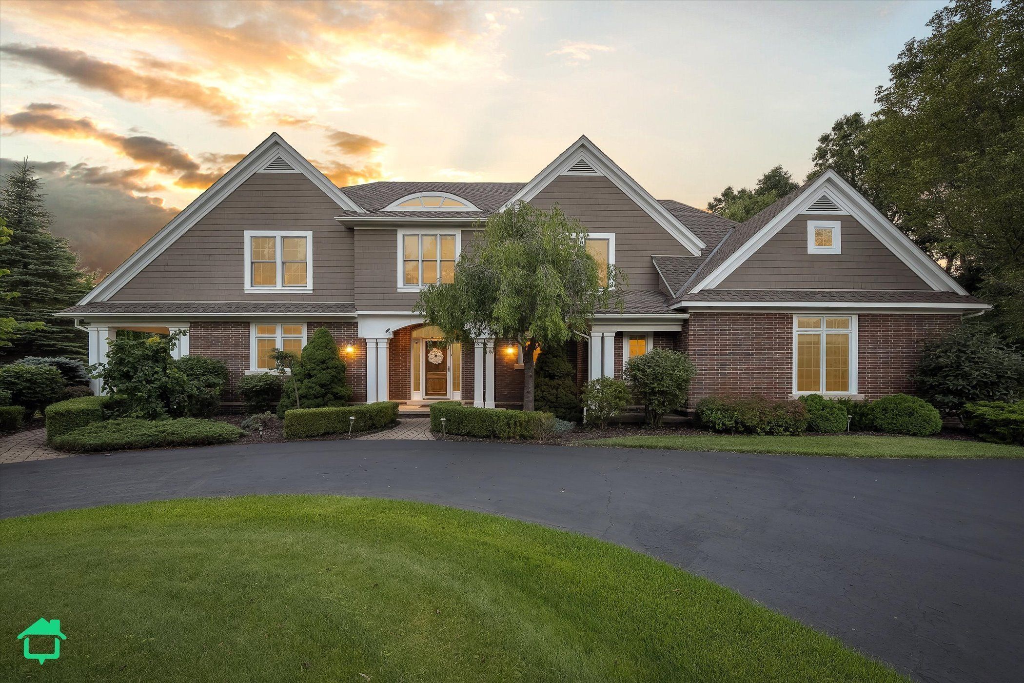 Somerhill Ln, Clarkston, MI 48348