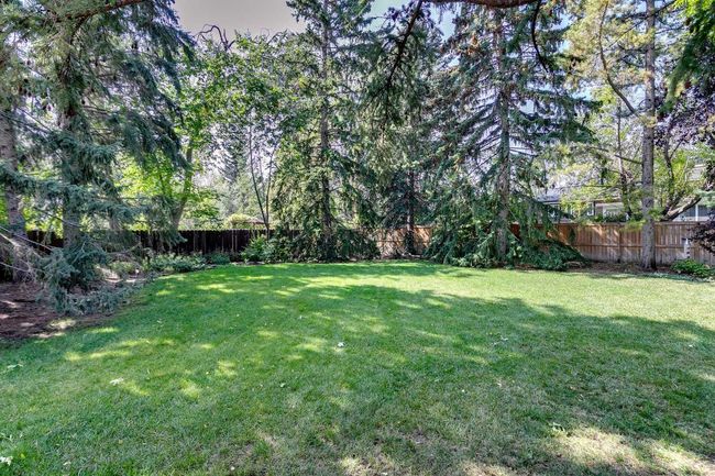 216 Canterbury Pl Sw, House detached with 4 bedrooms, 3 bathrooms and 4 parking in Calgary AB | Image 40