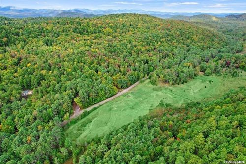 00 Pucker St, Chestertown, NY, 12817 | Card Image