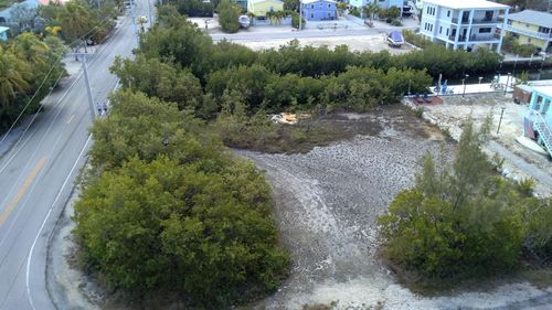 27460 W Indies Dr, Ramrod Key, FL, 33042-5475 | Card Image