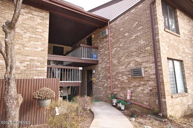 E - 167 Amberly Dr, Home with 2 bedrooms, 1 bathrooms and 1 parking in Manalapan NJ | Image 20