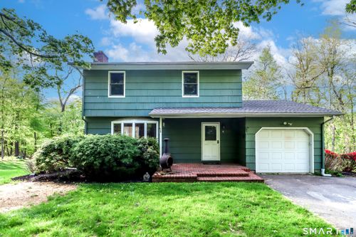 6 Barker Dr, Sandy Hook, CT, 06482-1031 | Card Image