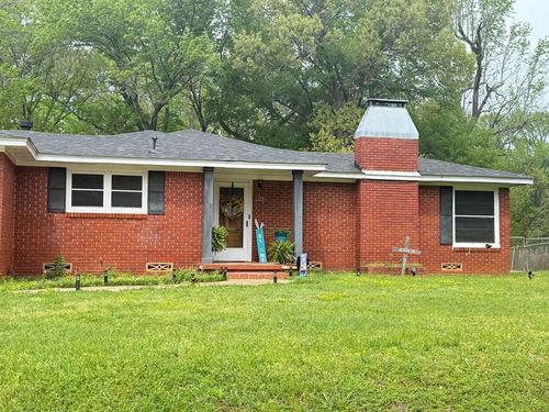 1105 E Brazos St, Palestine, TX, 75801-4621 | Card Image