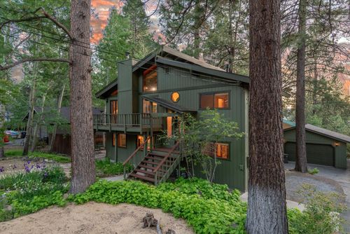 10626 Codogan St, Truckee, CA, 96161-1105 | Card Image