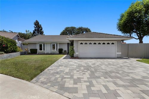 17592 Jennifer Dr, Yorba Linda, CA, 92886 | Card Image