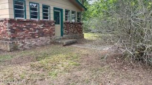7112 Elder Ferry Rd, Moss Point, MS, 39563-9416 | Card Image