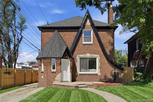 17127 Santa Barbara Dr, Detroit, MI, 48221-2524 | Card Image