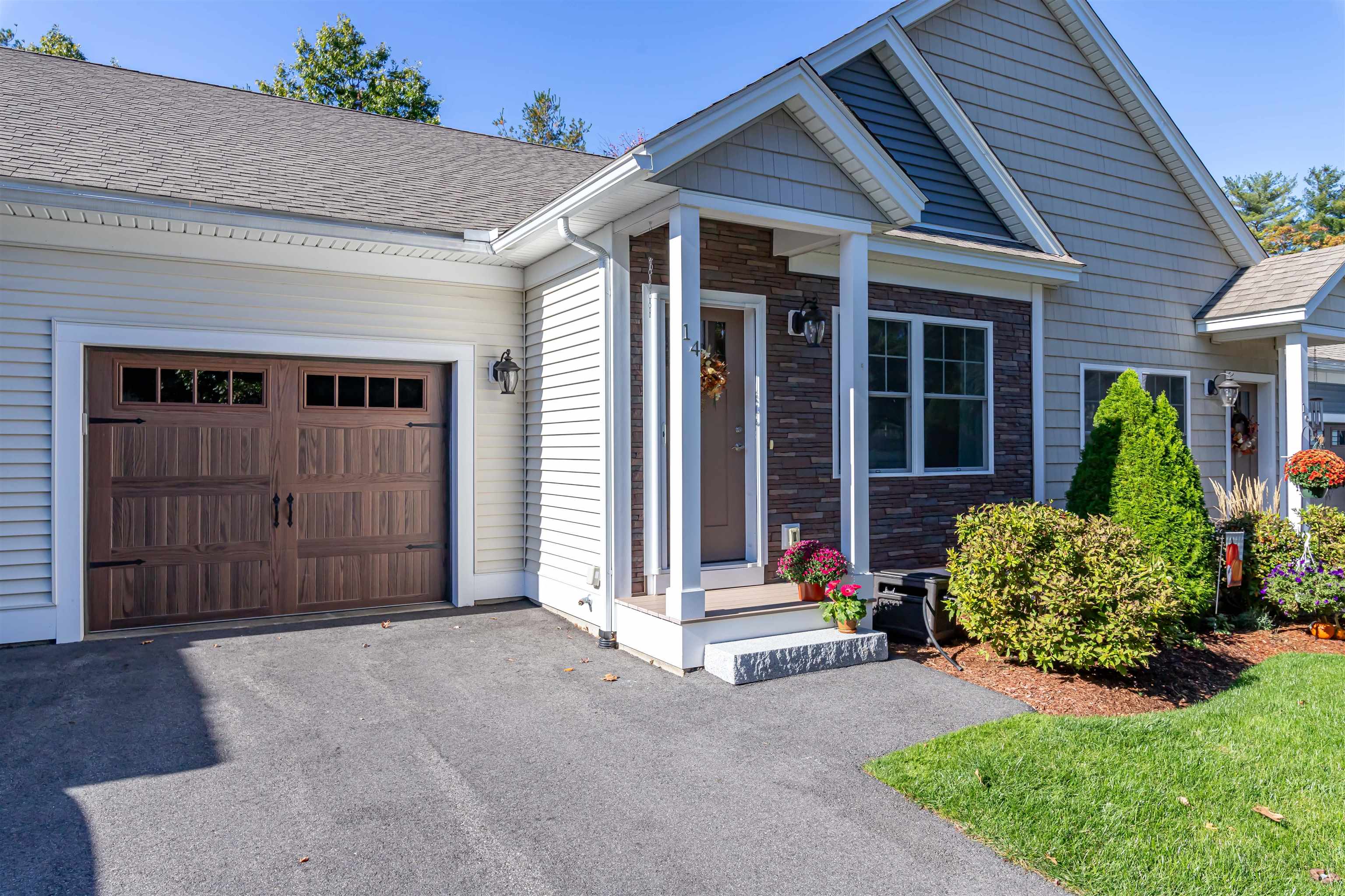 Scenic Dr, Nashua, NH 03062