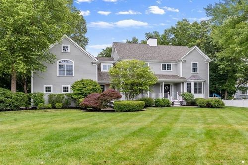 3 Rosewood Ln, Hingham, MA, 02043-3075 | Card Image