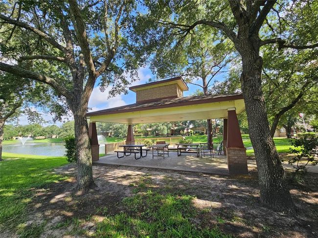 9617 Landon Lake Dr, House other with 4 bedrooms, 3 bathrooms and 2 parking in Pearland TX | Image 28