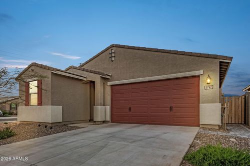 2792 E James Ave, San Tan Valley, AZ, 85143-1675 | Card Image