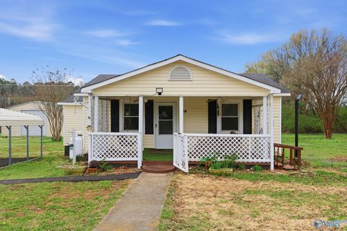 144 Lacy Cir, Toney, AL, 35773-9332 | Card Image