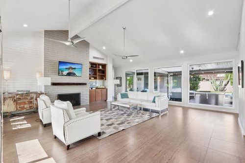 37223 Palmdale Rd, Rancho Mirage, CA, 92270-2244 | Card Image