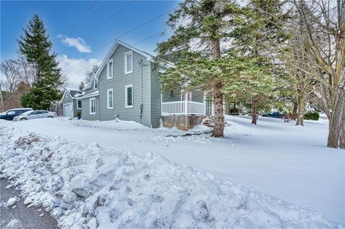 383 Campbell St, Lucknow, ON, N0G2H0 | Card Image