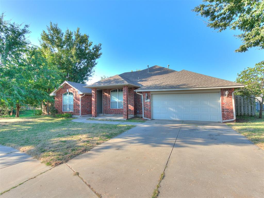Dustin Dr, Norman, OK 73071