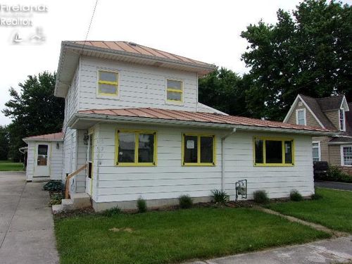 527 West St, Carey, OH, 43316-1421 | Card Image