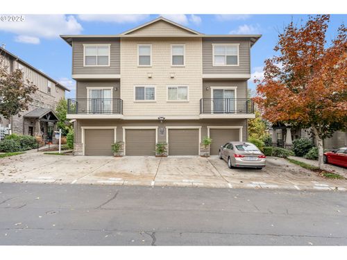 670 Ne Adwick Dr, Hillsboro, OR, 97006-9204 | Card Image