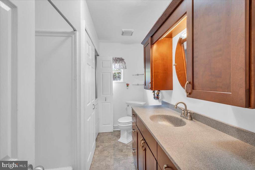 Residential in PENNSVILLE 5